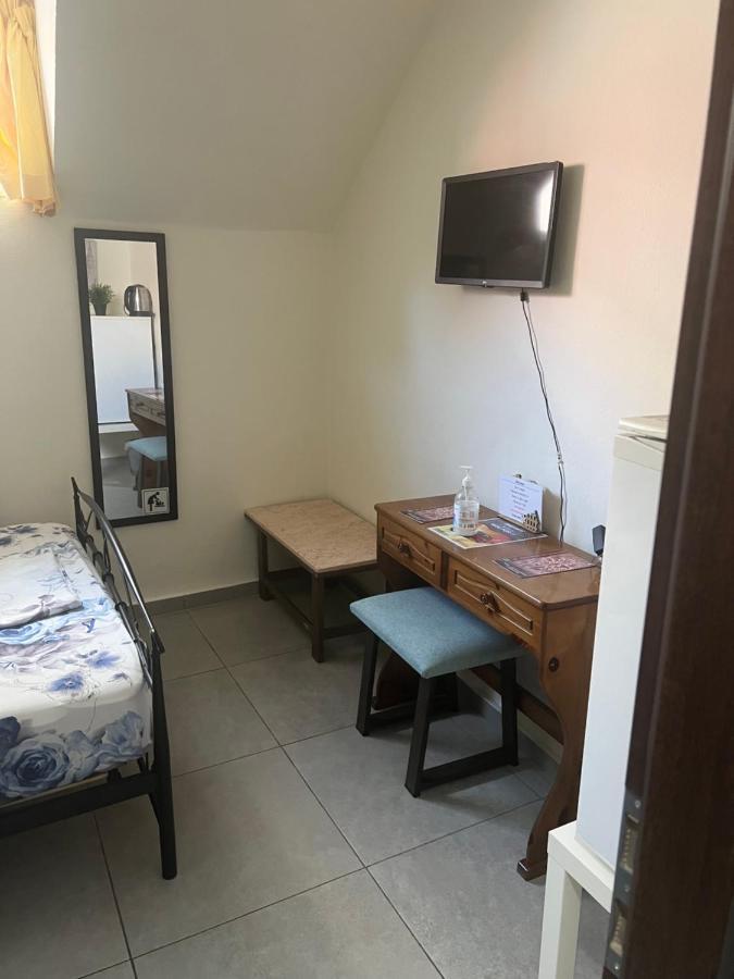 Centrally Located Private Rooms Heraklion Exteriör bild